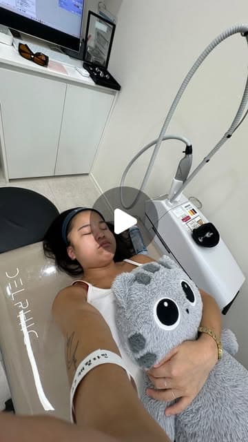 Caro (@carolinednl_) after Potenza and Juvelook skin texture treatment at Delphic Clinic, Gangnam, Seoul — Instagram reel